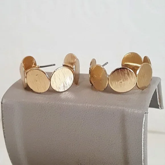 ANTHROPOLOGIE FLAT DISC HOOP EARRINGS NWT - Picture 3 of 5